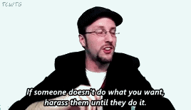 tumblr_o0yx5jVpMs1uwxwcuo1_400.gif