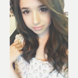 Картинки по запросу pokimane